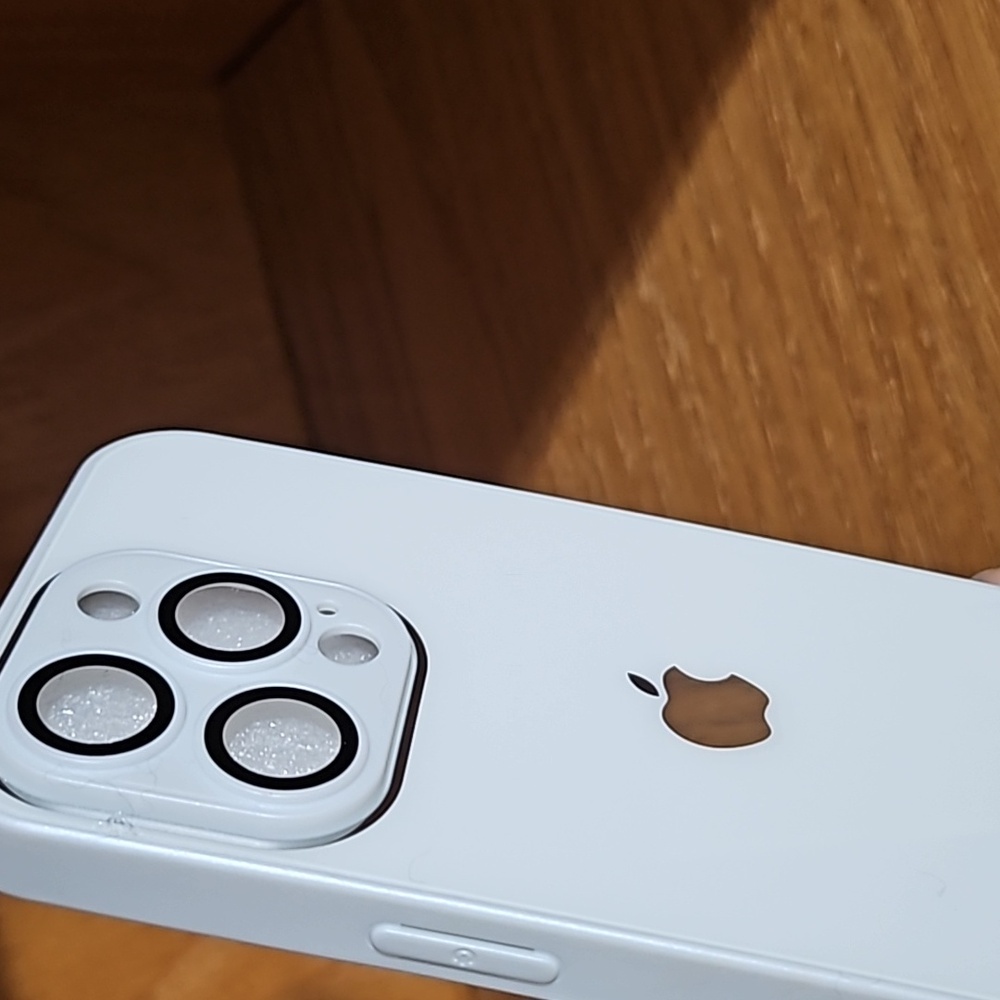 NEW!14 Pro Protective Phone case White w/Pearl White Detail! - Picture 6 of 7